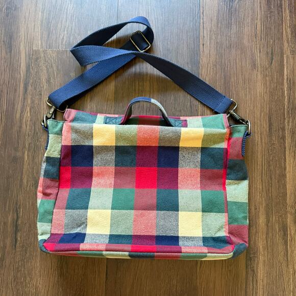 Vintage Disney Store Plaid Winnie the Pooh Messenger Bag 90s Y2K Crossbody Tote - Picture 2 of 16